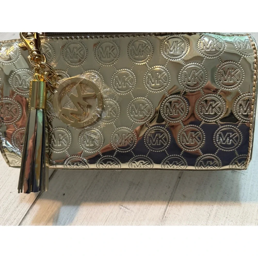 MICHAEL KORS Gold SIGNATURE METALLIC COSMETIC BAG Metal Keychain NWOT Limited Ed